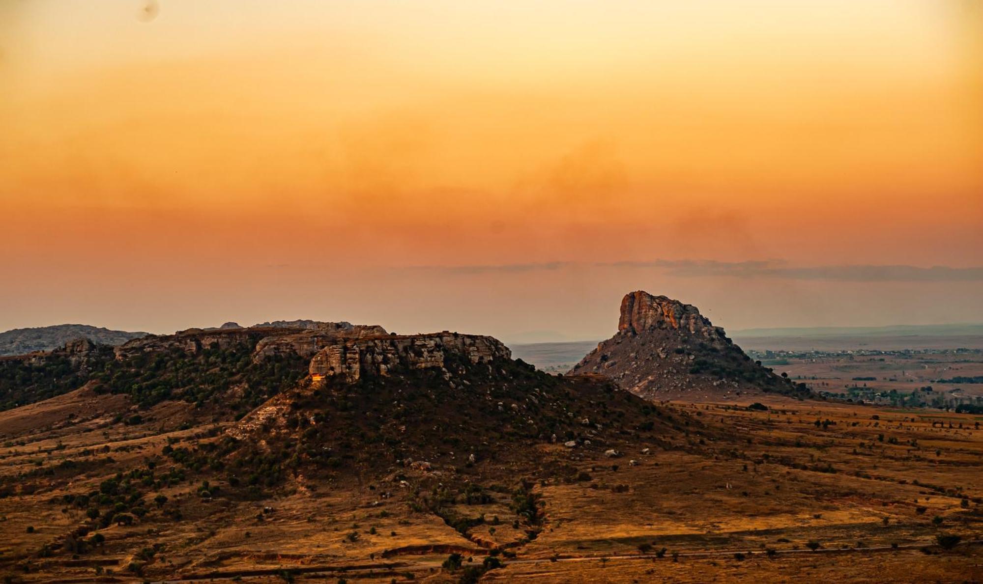 Satrana Lodge Ranohira Exteriér fotografie