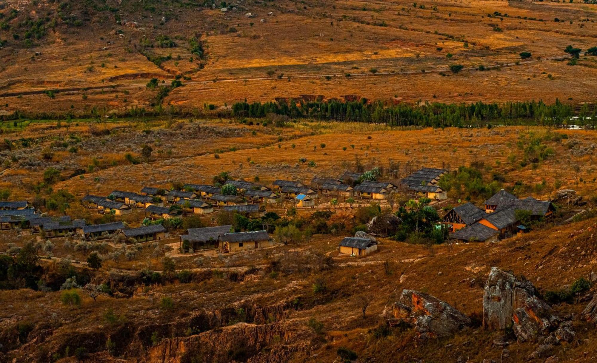 Satrana Lodge Ranohira Exteriér fotografie
